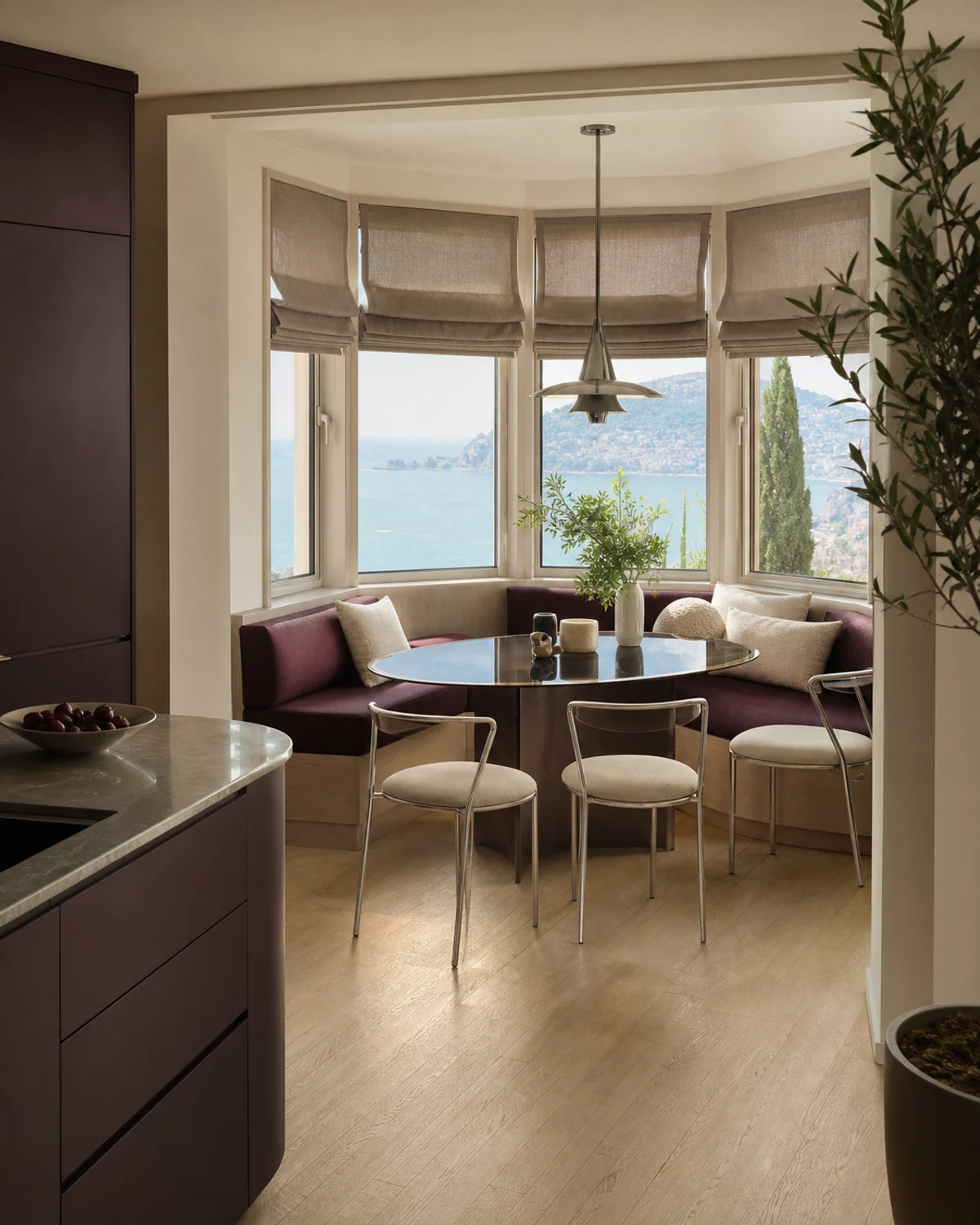 Faceted Bay-Window Dining Banquette — Dining area