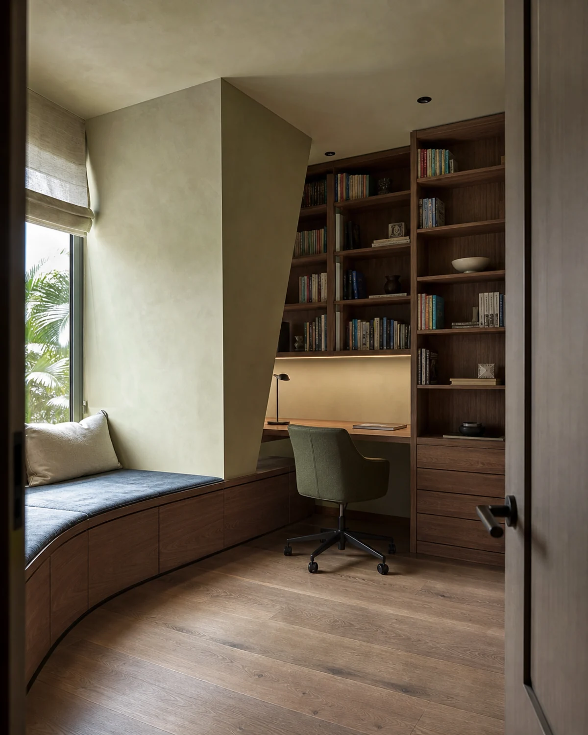 Study Library Wrapped Around an Angled Column — Home office